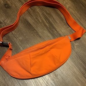 Athleta cross bag